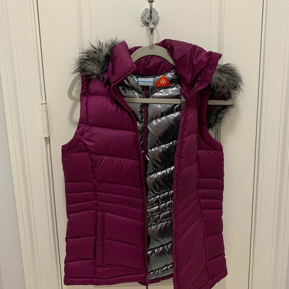 NWOT WOMENS PURPLE COLUMBIA-SPORTSWEAR METALLIC OMNI-HEAT FLUFFY DOWN HOOD VEST - Picture 7 of 11